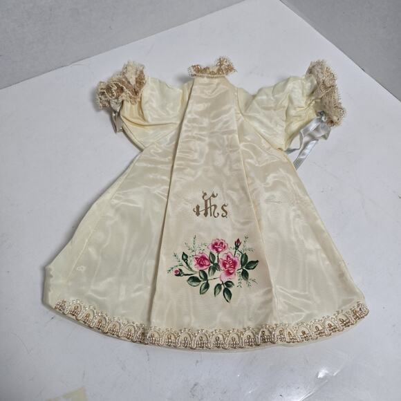 Vintage Infant Of Prague Vestments Dress & Cape 10.5” Long White Satin w/ Roses - Picture 2 of 12